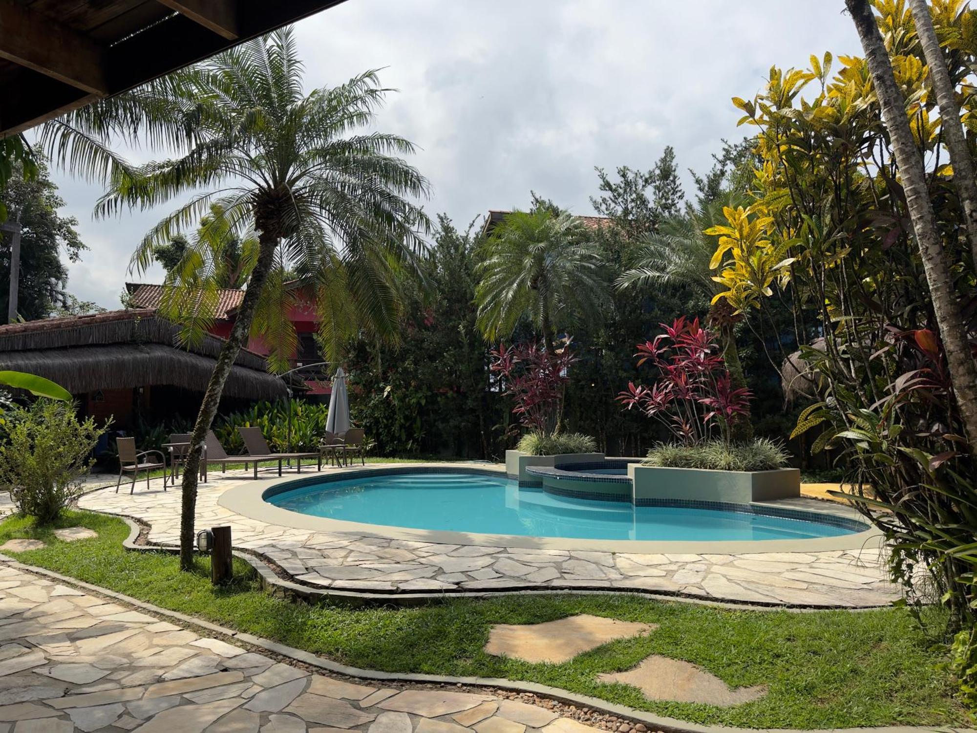 Condom North Shore Maresias - Casas de 2 quartos -piscina 1 q da praia - estacion-churrasq indiv-wifi animais de peq porte Exterior foto